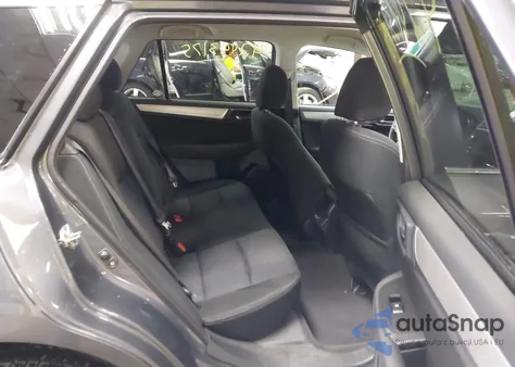 2018 Subaru Outback 2.5I Premium z USA, uszkodzony, nr VIN 4S4BSACC7J3345200